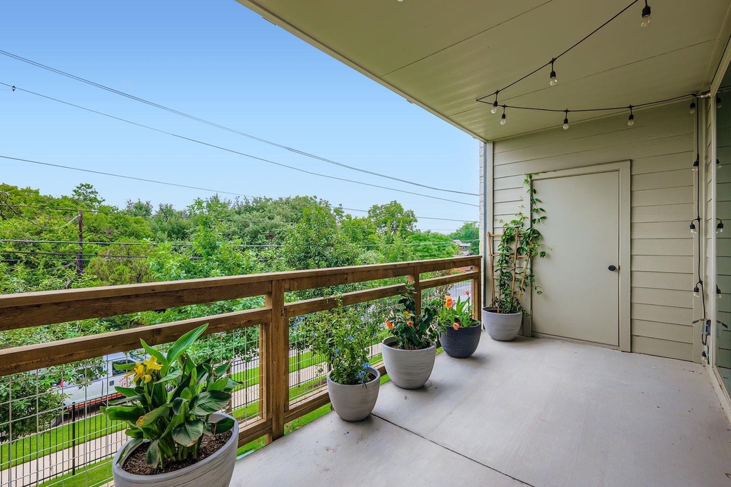 4704 Sunset Trl - Photo 9