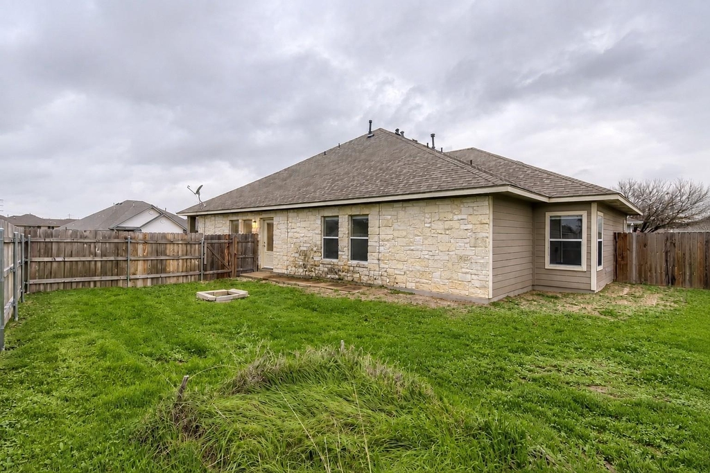 2858 Southampton Way - Photo 28
