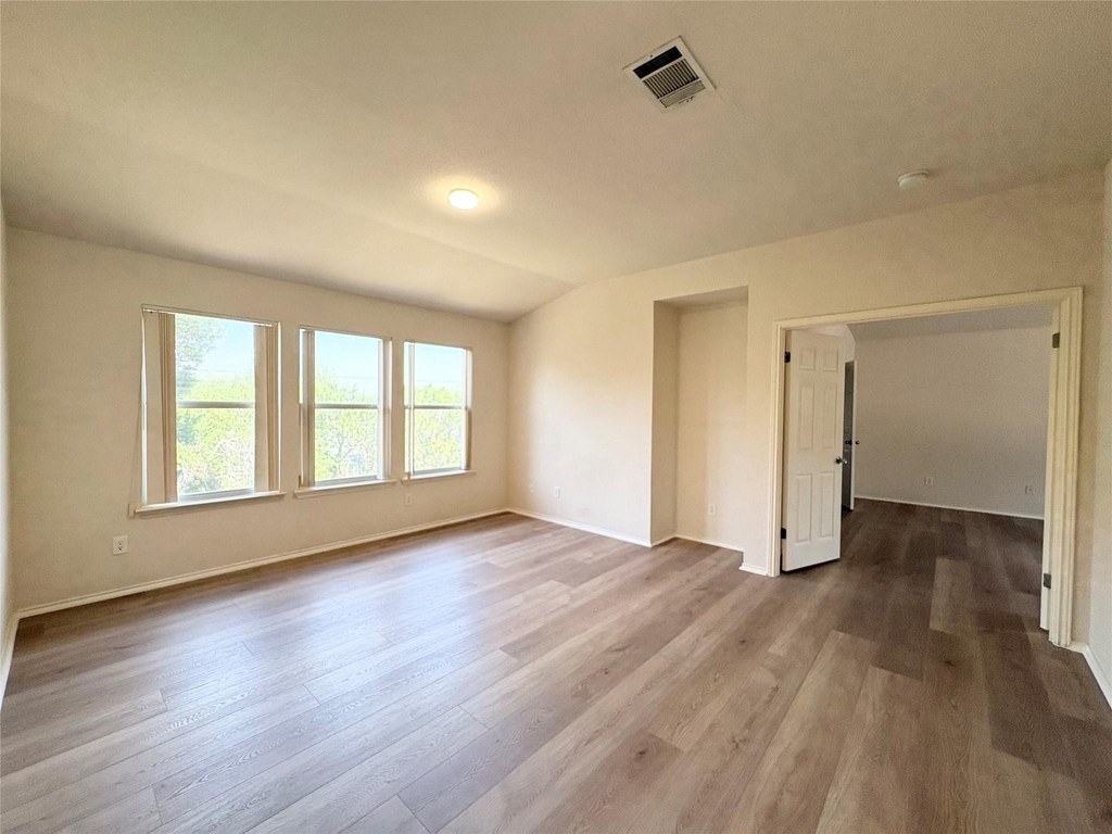 1101 Wood Creek Dr - Photo 17