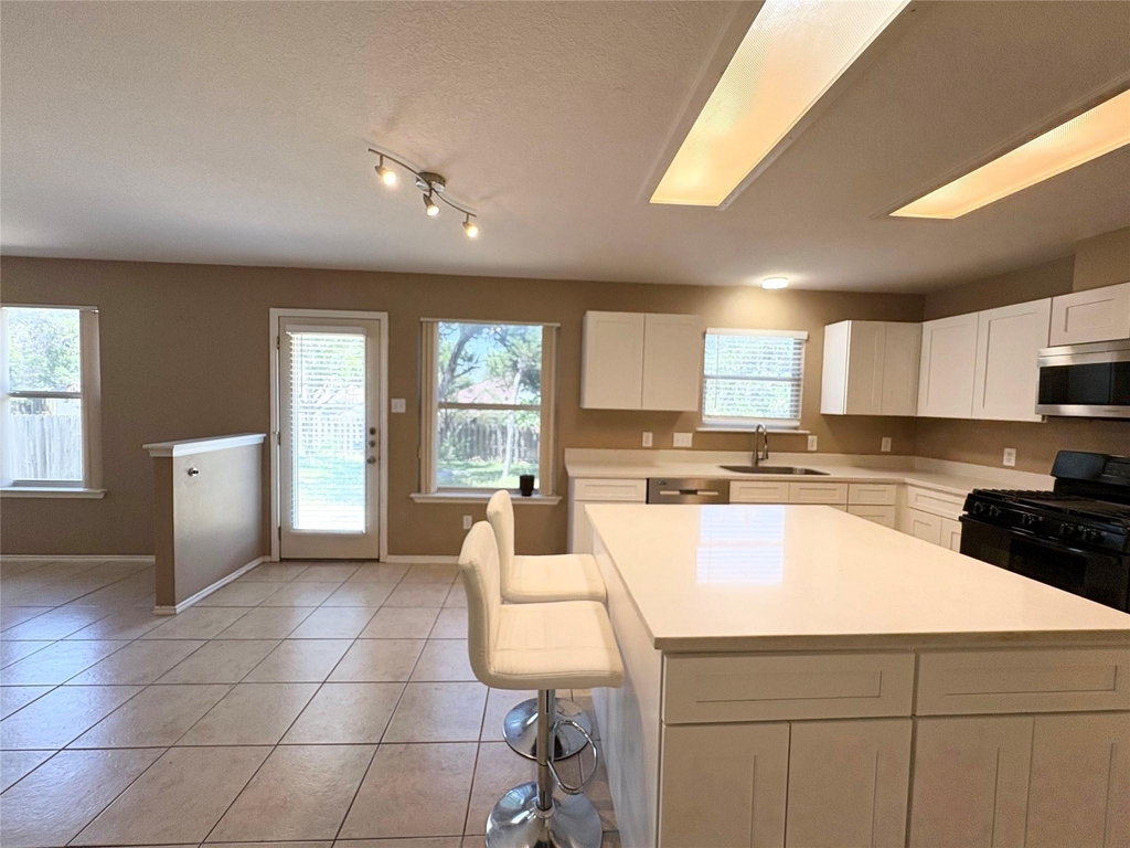 1101 Wood Creek Dr - Photo 13