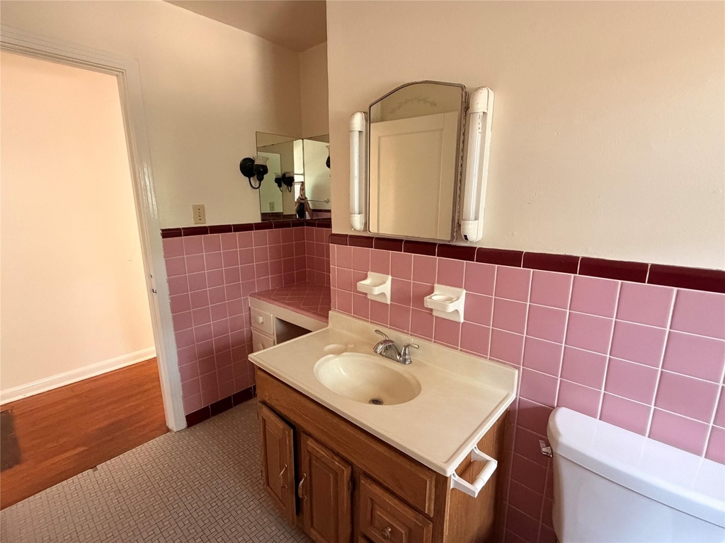 1019 Chestnut St - Photo 8
