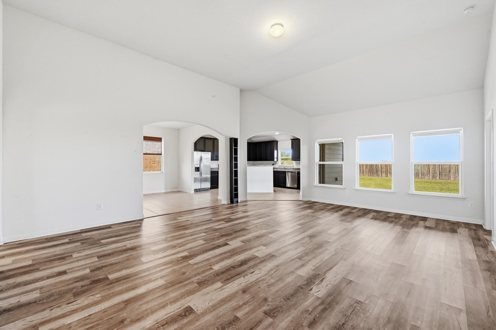 1216 Violet Ln - Photo 1