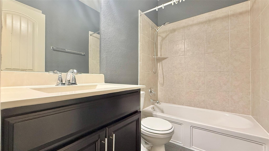 4400 Trinity Woods St - Photo 19