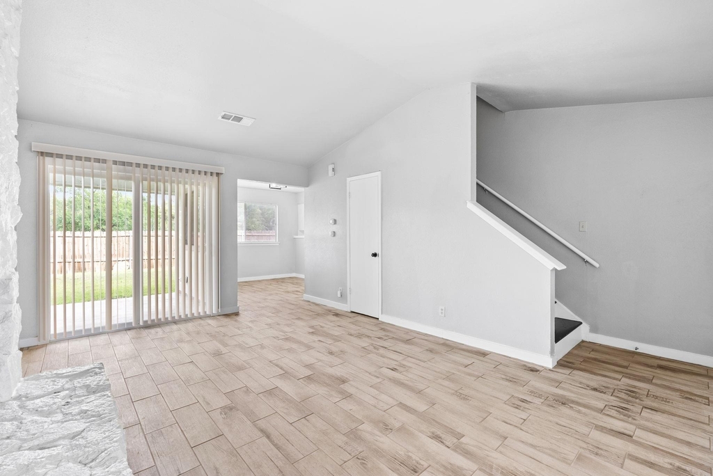 7505 Saint Amant Pl - Photo 4