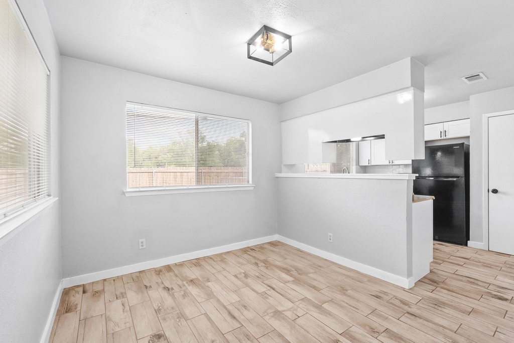 7505 Saint Amant Pl - Photo 6