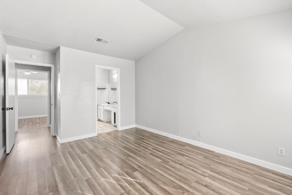 7505 Saint Amant Pl - Photo 19
