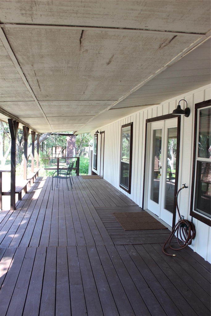 630 Hillsedge Rd - Photo 2