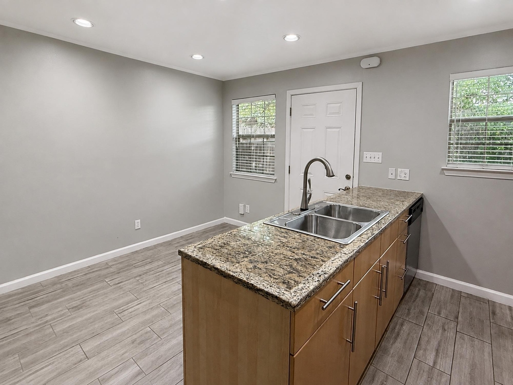 2101 Polaris Ave - Photo 8