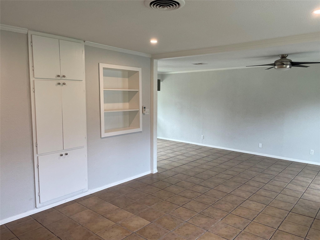 4619 Jinx Ave - Photo 5