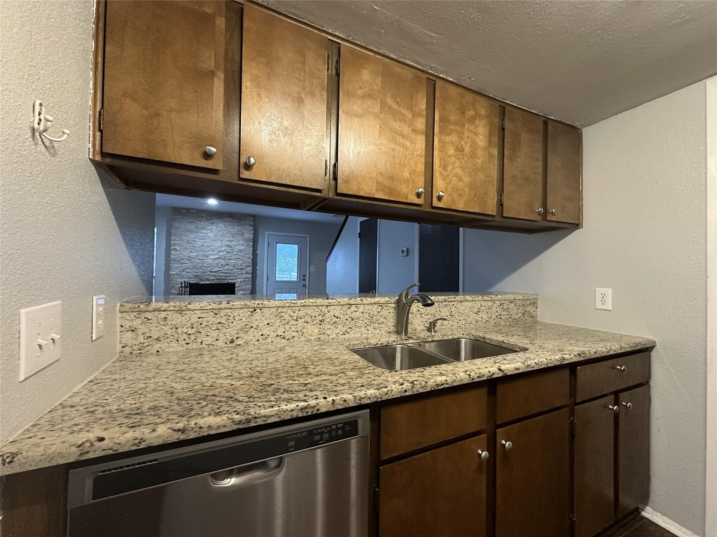 1305 Camp Craft Rd - Photo 3