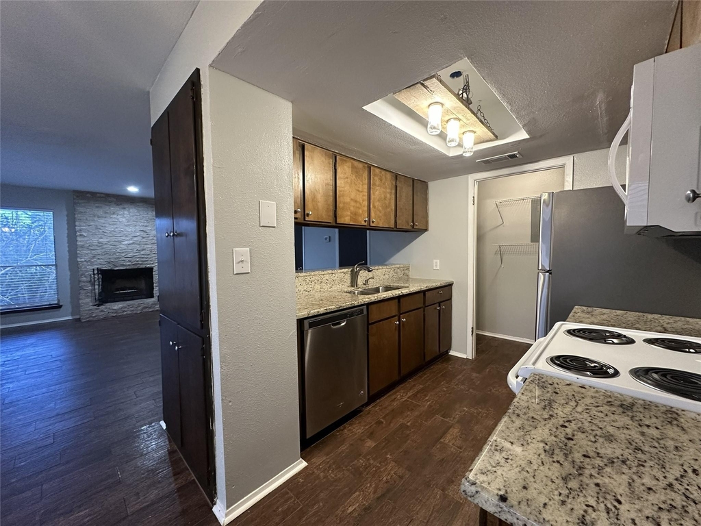 1305 Camp Craft Rd - Photo 4