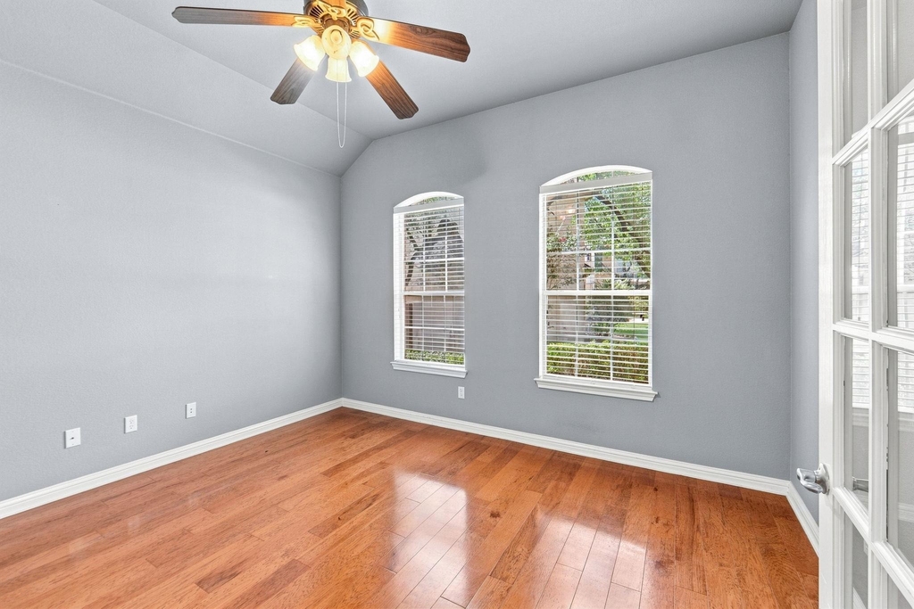 2909 Arbor Ct - Photo 3