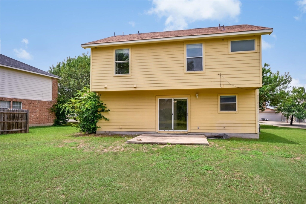 716 Honeysuckle Dr - Photo 20