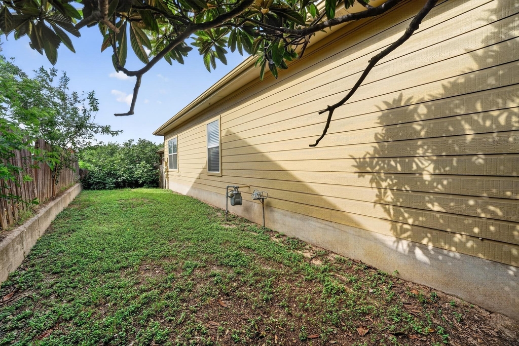 5625 Signal Point Pt - Photo 2