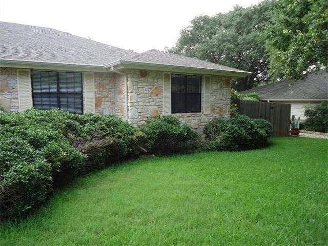9903 Grand Oak Dr - Photo 2