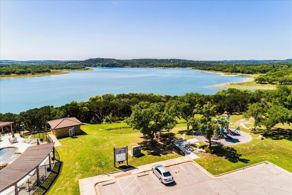 8008 Prairie Rye Dr - Photo 33