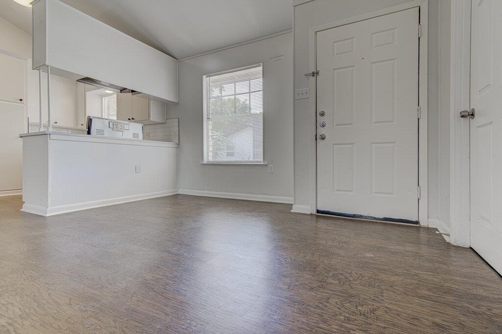 5703 Gloucester Ln - Photo 4