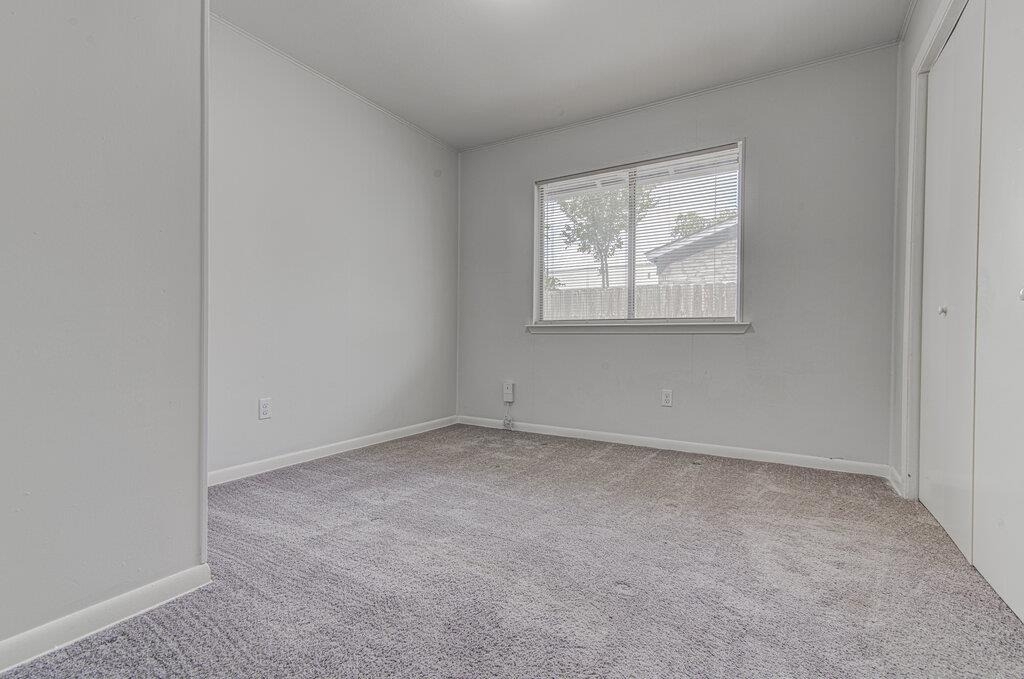 5703 Gloucester Ln - Photo 10