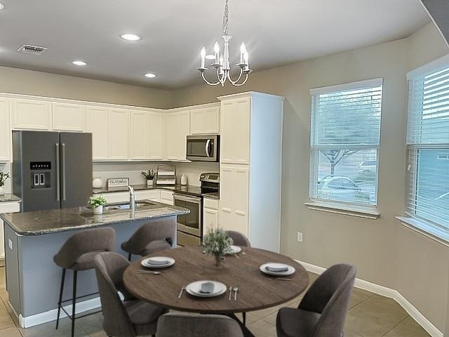 711 Rolling Oak Dr - Photo 1