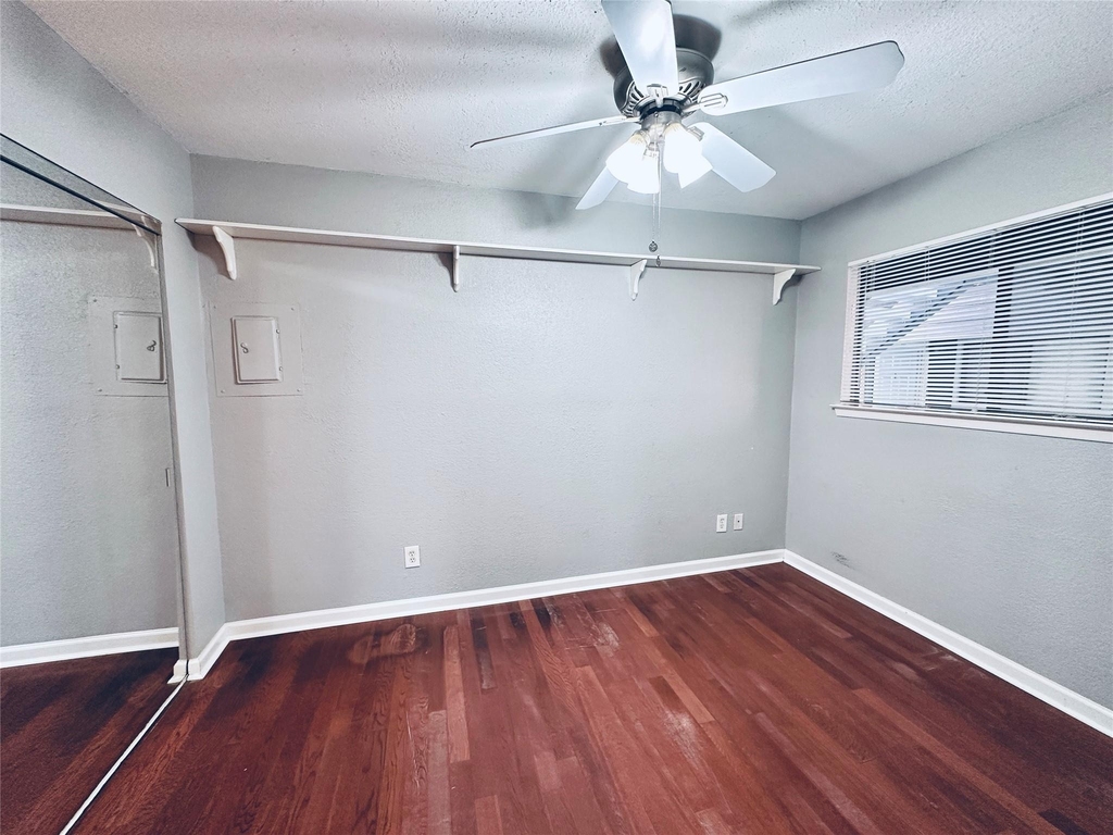 2500 Burleson Rd - Photo 13