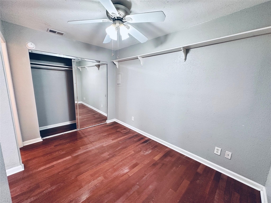 2500 Burleson Rd - Photo 15