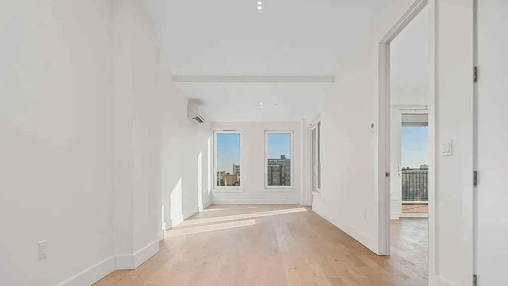 58 Vanderbilt Ave - Photo 7