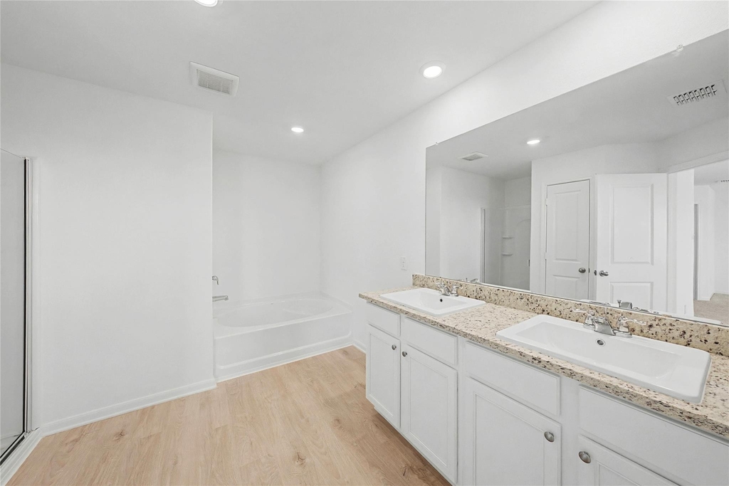 253 Fairlawn Way - Photo 6