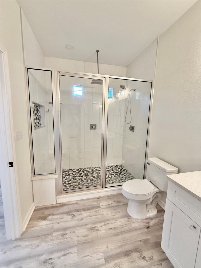 1401 W 7th St - Photo 10