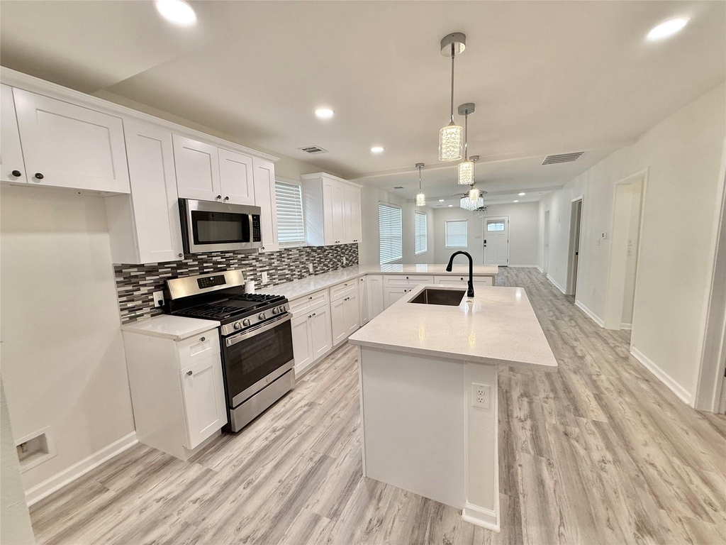 1401 W 7th St - Photo 5