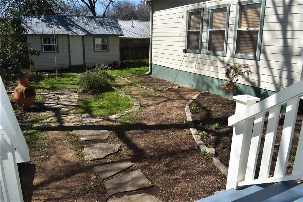 2109 Wright St - Photo 28