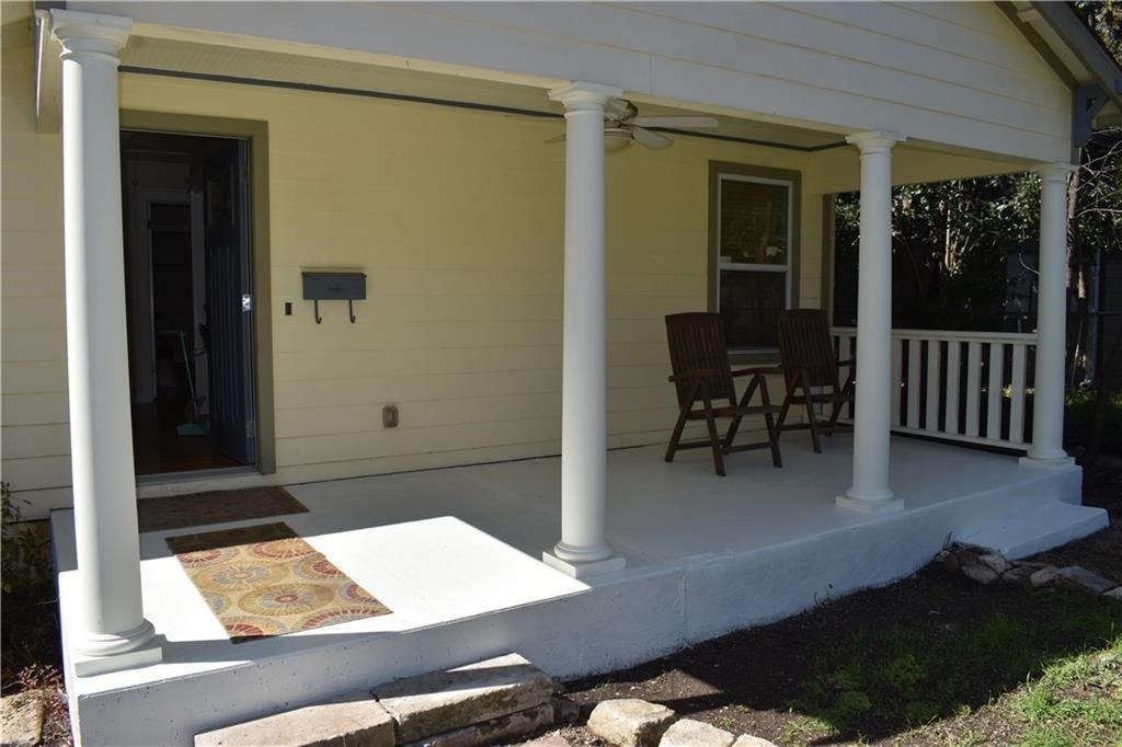 2109 Wright St - Photo 2