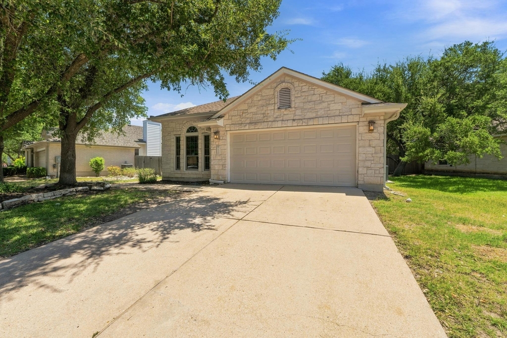 1310 Brighton Bend Ln - Photo 1