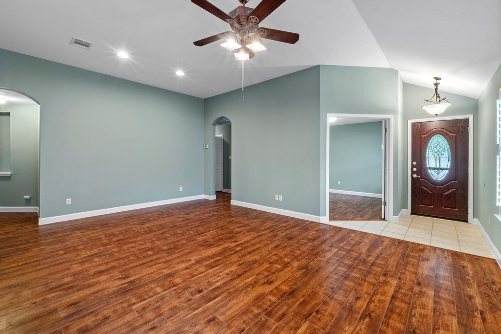 1310 Brighton Bend Ln - Photo 7
