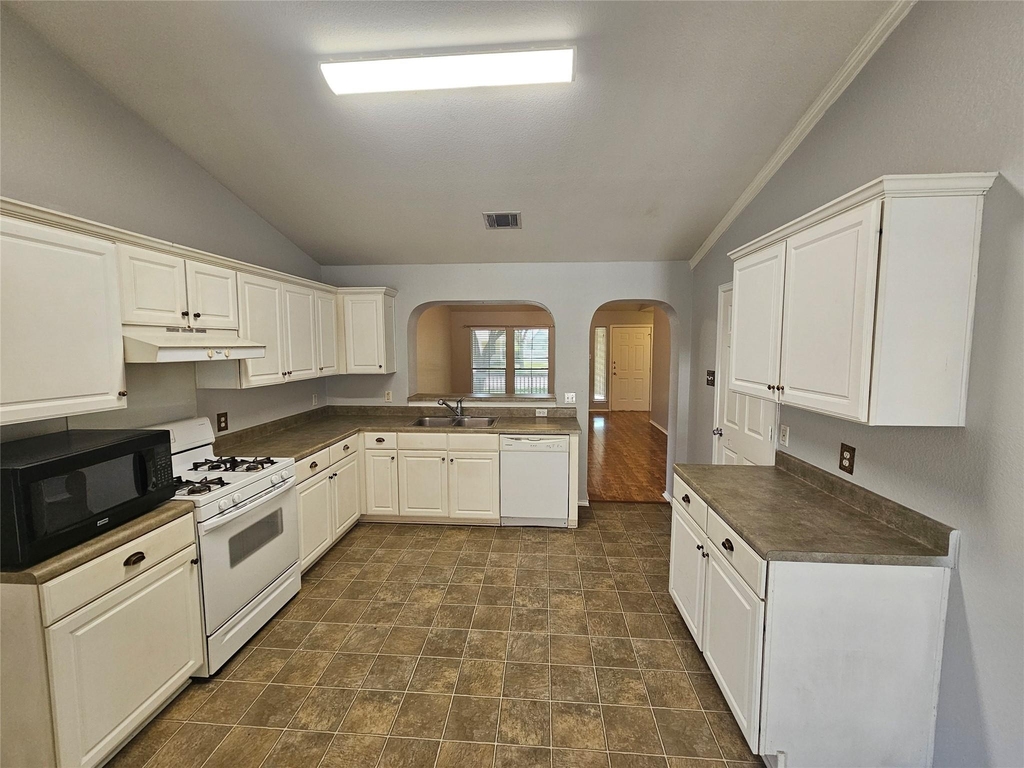 4211 Mather - Photo 7