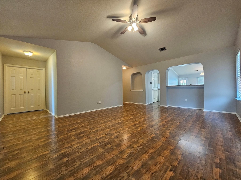 4211 Mather - Photo 4