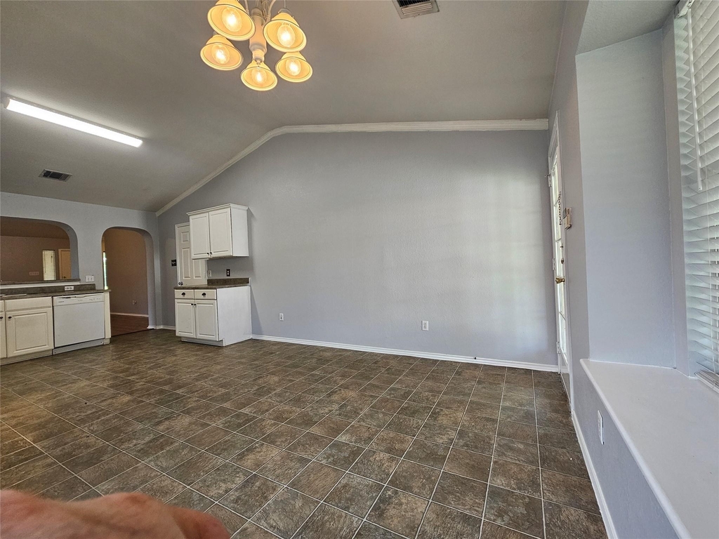 4211 Mather - Photo 9