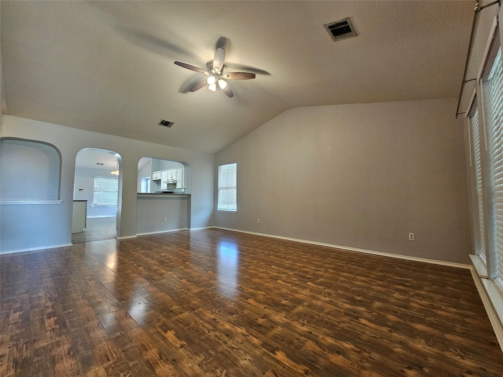 4211 Mather - Photo 3