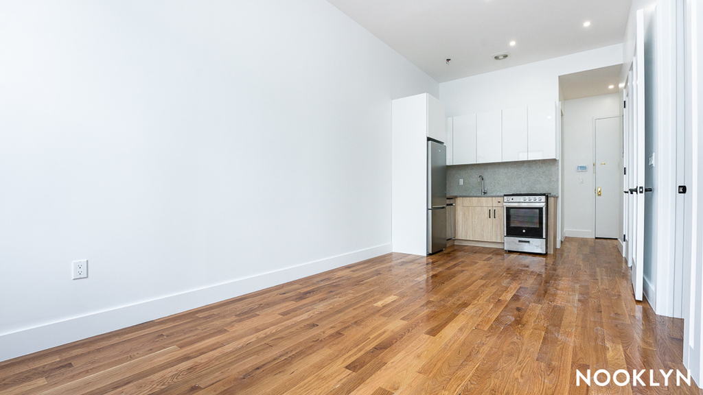 583 Knickerbocker Ave - Photo 17