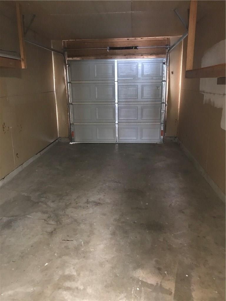 5908 Parkwood Dr - Photo 1