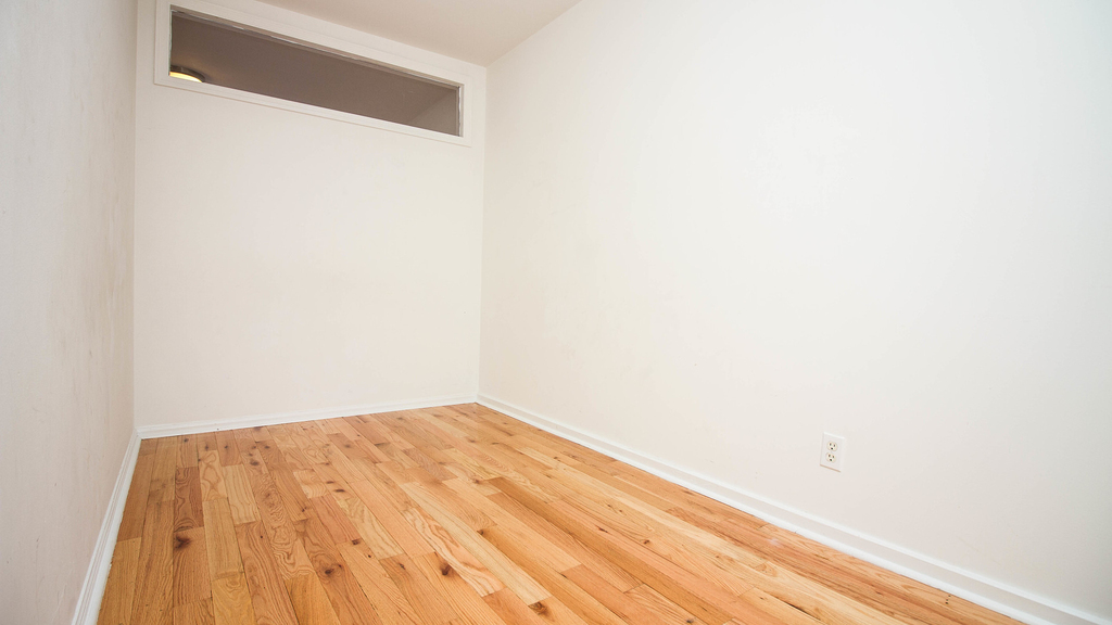 286 Stanhope St - Photo 5