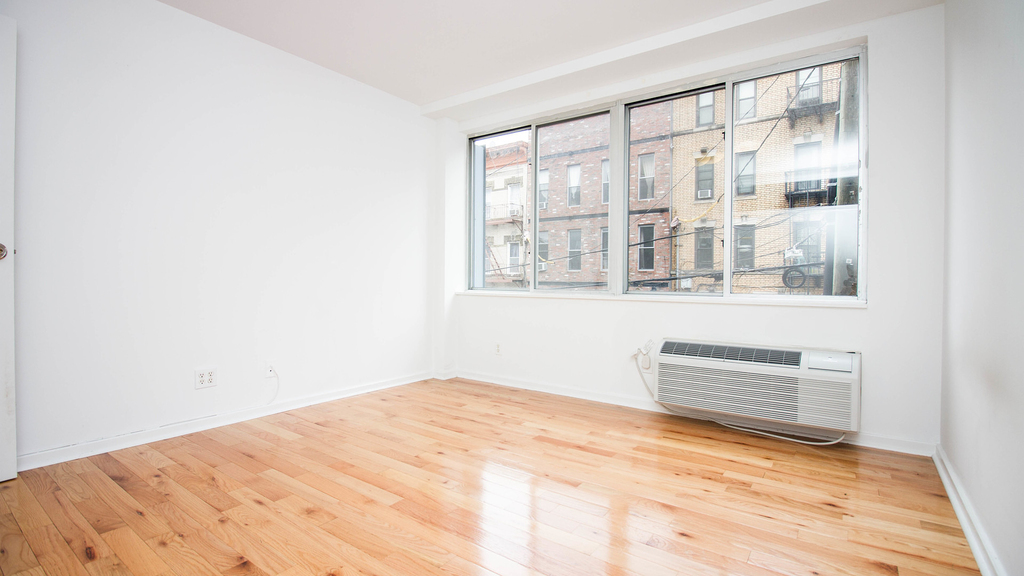 286 Stanhope St - Photo 12