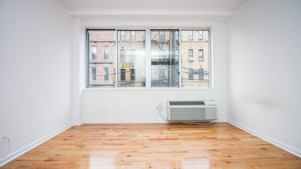 286 Stanhope St - Photo 9