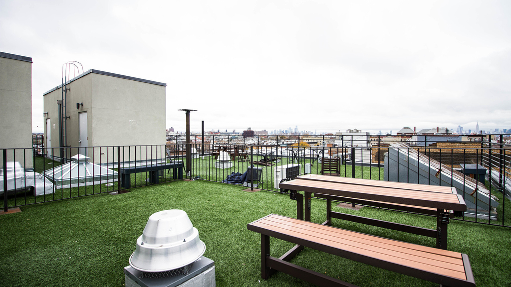 286 Stanhope St - Photo 8