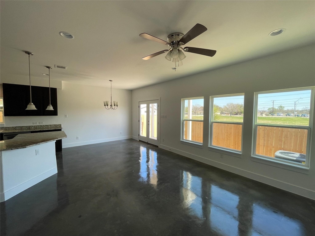 232 Sapphire Rd - Photo 4