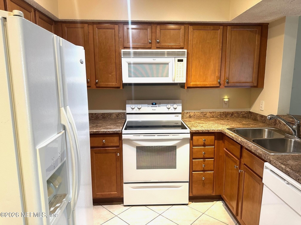 12171 Beach Boulevard - Photo 6