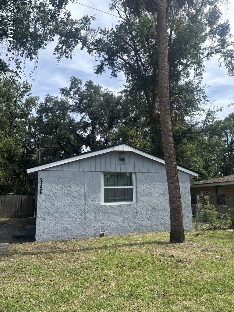 2125 Morehouse Road - Photo 0