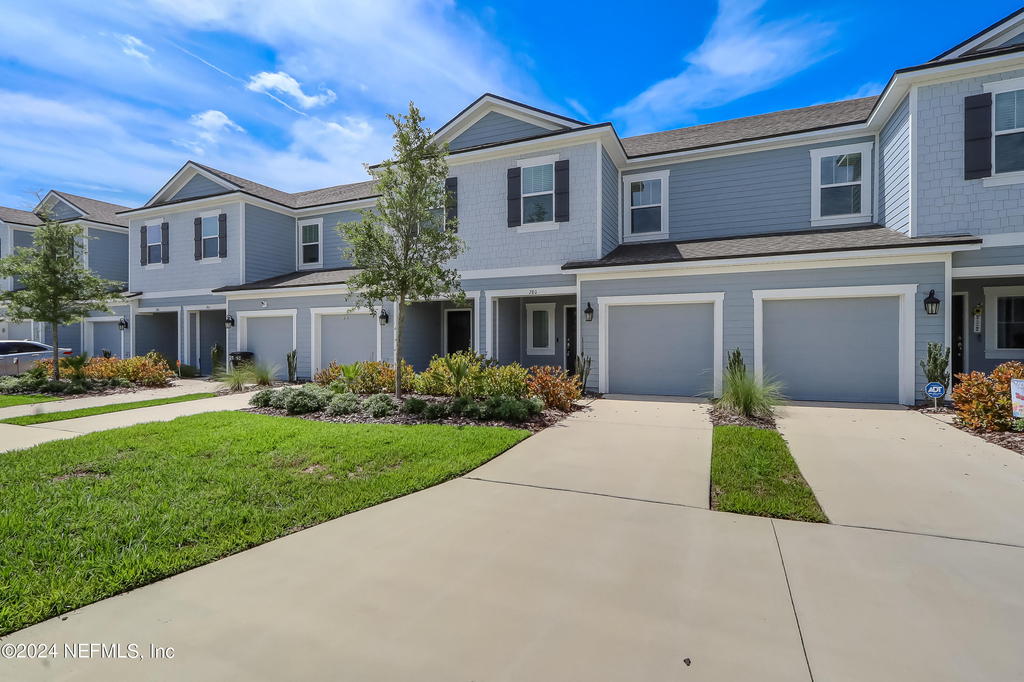 280 Anthony Drive - Photo 2