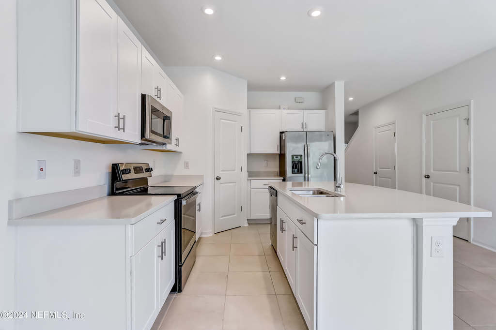 280 Anthony Drive - Photo 9