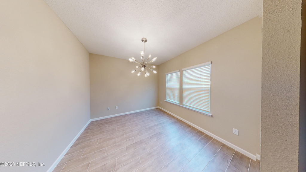 3965 Cloverdale Court - Photo 9