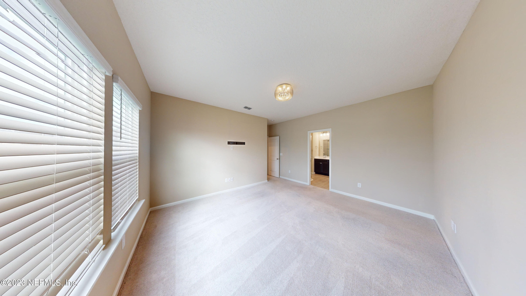 3965 Cloverdale Court - Photo 25